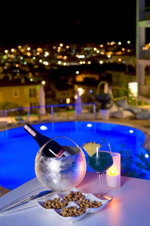 Kondo Suites Чешме Екстер'єр фото