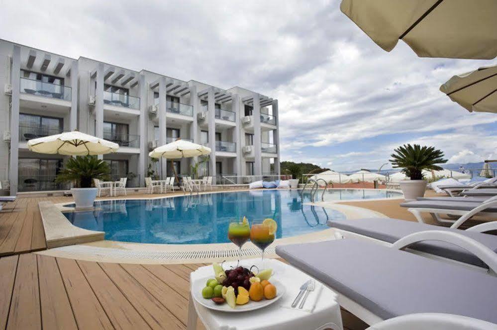 Kondo Suites Чешме Екстер'єр фото