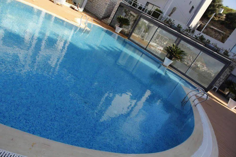 Kondo Suites Чешме Екстер'єр фото
